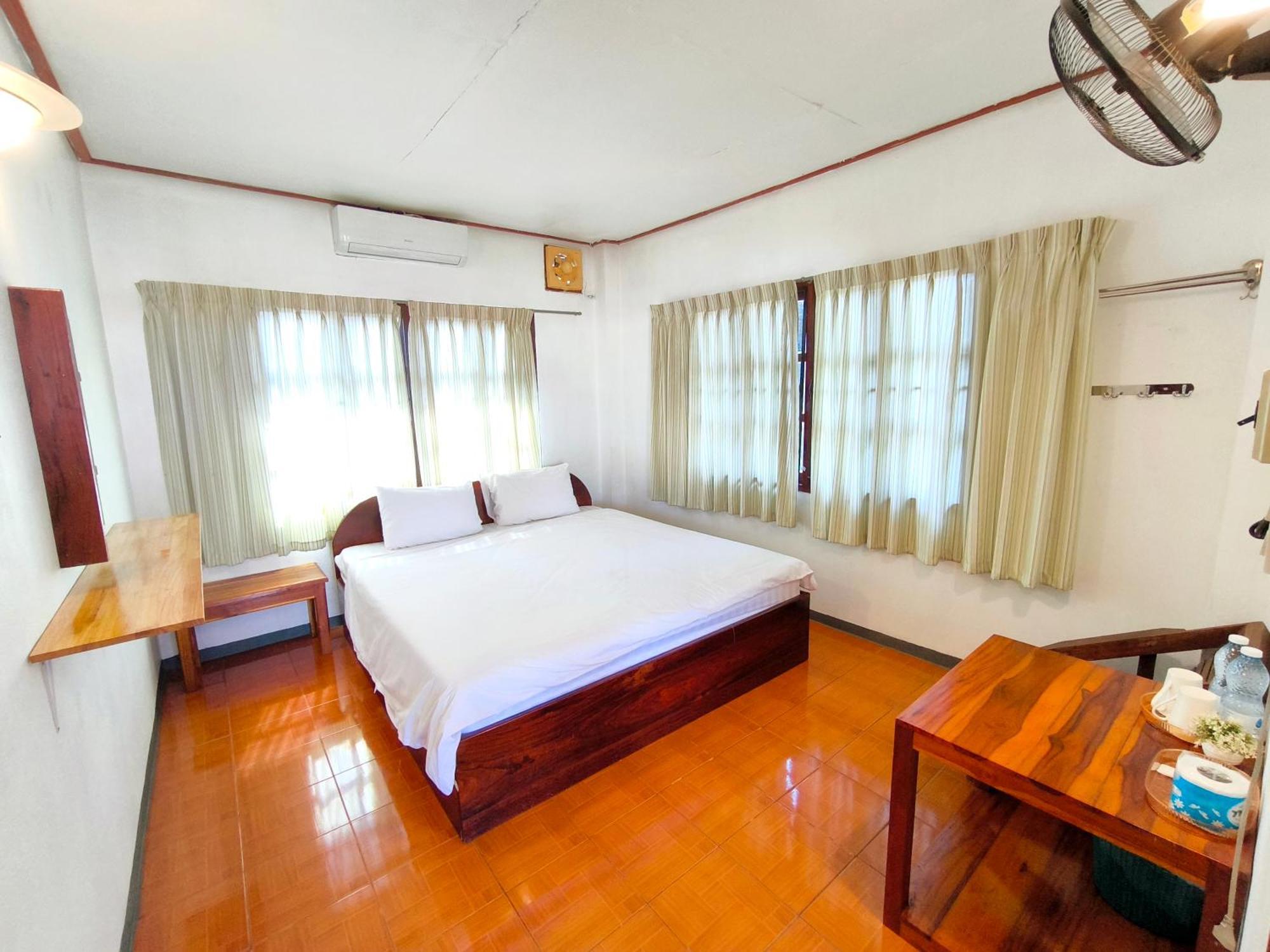 Sabaydee Guesthouse Хуайсай Экстерьер фото